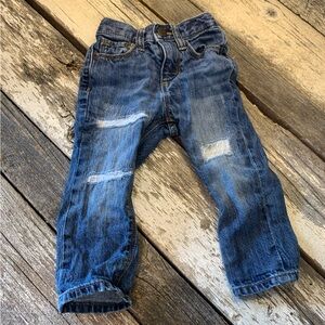 Old Navy | Distressed Jeans 12-18M
